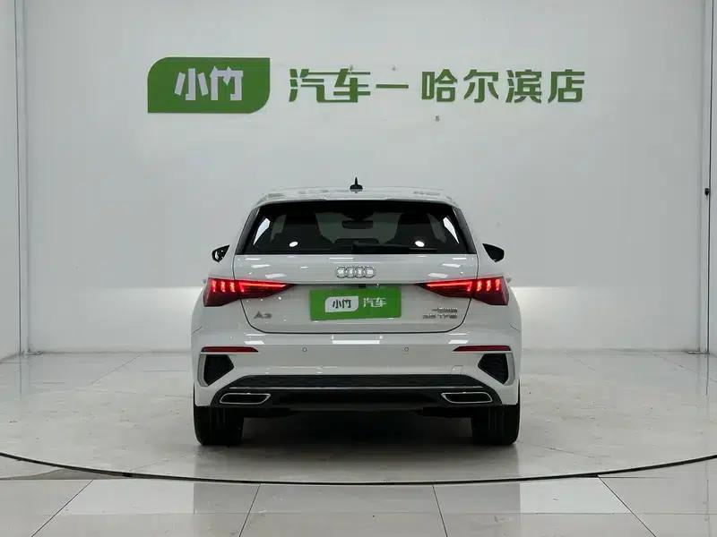 Audi A3 2023 Facelift Sportback 35 TFSI Fashion Sporty Model — миниатюра 6