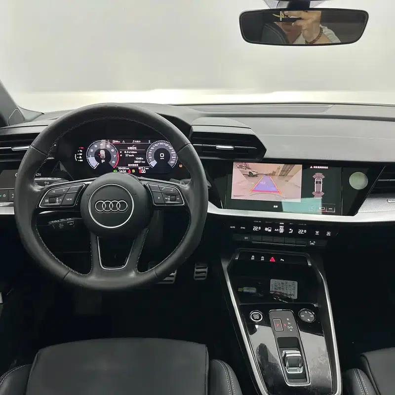 Audi A3 2023 Facelift Sportback 35 TFSI Fashion Sporty Model — миниатюра 10