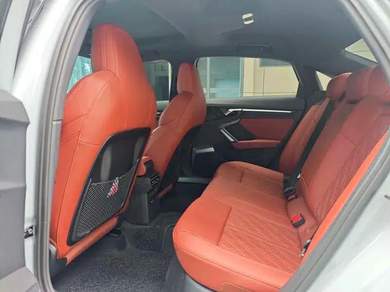 Audi A3 2025 A3L Limousine 35 TFSI Flying Spur Luxury Edition — миниатюра 18