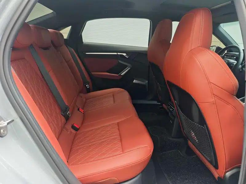 Audi A3 2025 A3L Limousine 35 TFSI Flying Spur Luxury Edition — миниатюра 23