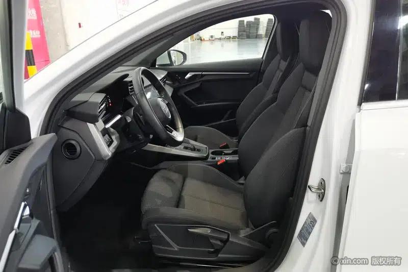 Audi A3 2021 Sportback 35 TFSI Progressive Sport — миниатюра 17
