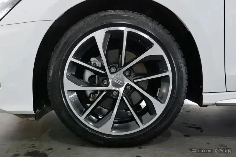 Audi A3 2021 Sportback 35 TFSI Progressive Sport — миниатюра 9