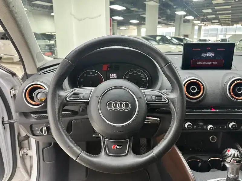 Audi A3 2014 Limousine 35 TFSI Automatic Comfort — миниатюра 12