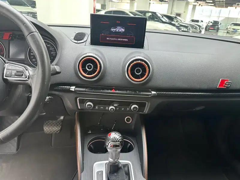 Audi A3 2014 Limousine 35 TFSI Automatic Comfort — миниатюра 7