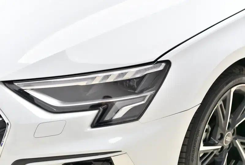 Audi A3 2023 Facelift Sportback 35 TFSI Fashion Sporty Model — миниатюра 12