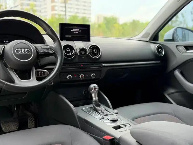 Audi A3 2019 Limousine 35 TFSI Progressive (China V Emission Standard) — миниатюра 7