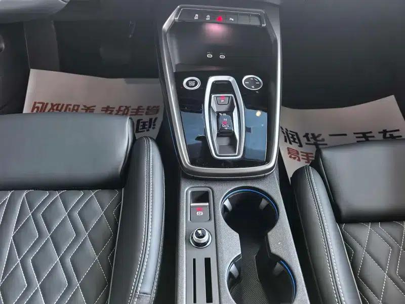 Audi A3 2026 Sportback 35 TFSI Flying Spur Luxury Edition — миниатюра 11