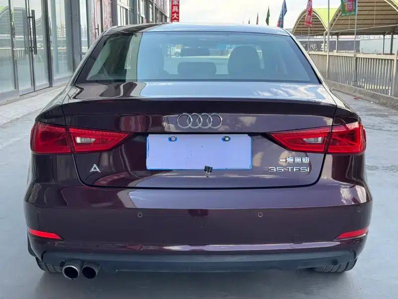 Audi A3 2015 Limousine 35 TFSI Millionth Anniversary Comfort Edition — миниатюра 5