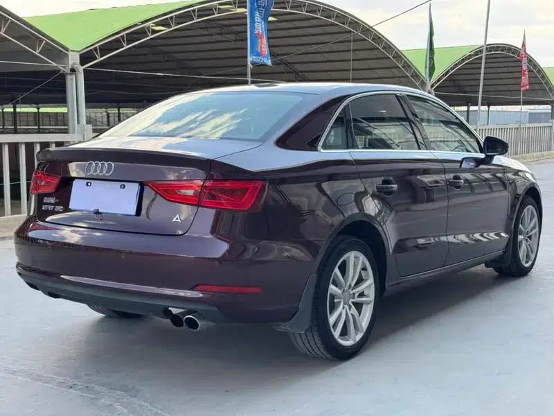 Audi A3 2015 Limousine 35 TFSI Millionth Anniversary Comfort Edition — миниатюра 6