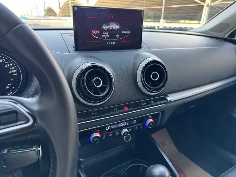Audi A3 2015 Limousine 35 TFSI Millionth Anniversary Comfort Edition — миниатюра 10