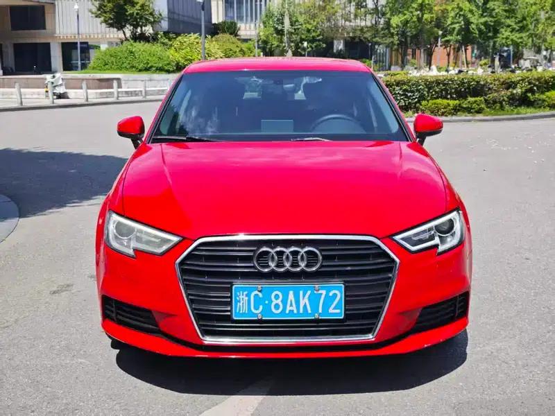 Audi A3 2017 Sportback 35 TFSI Progressive — миниатюра 2