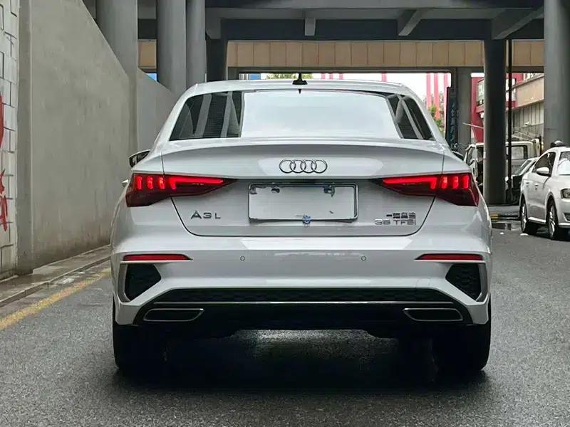 2024 Audi A3 A3L Limousine 35 TFSI Fashion Sport — миниатюра 4