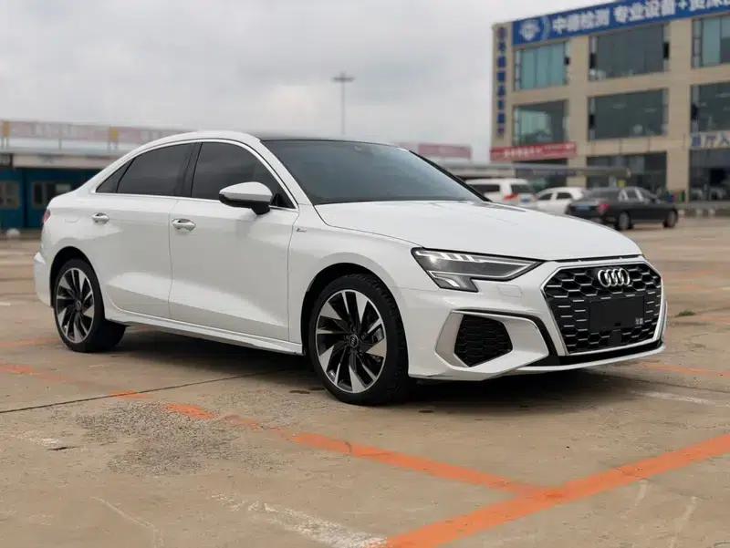 2022 Audi A3 A3L Limousine 35 TFSI Fashion Sport — миниатюра 3