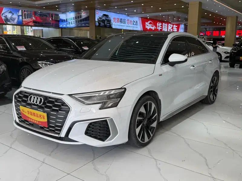 Audi A3 2023 Facelift A3L Limousine 35 TFSI Sporty Edition — миниатюра 1