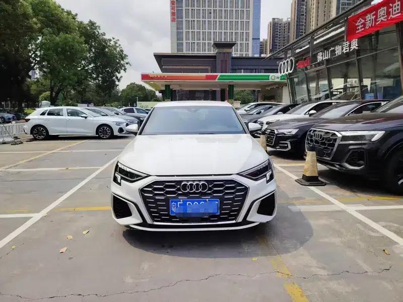 2022 Audi A3 A3L Limousine 35 TFSI Progressive Sport — миниатюра 2