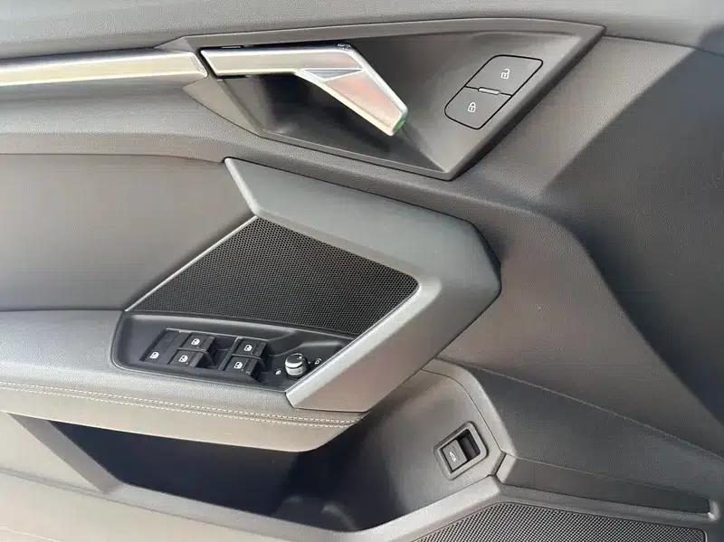Audi A3 2023 Sportback 35 TFSI Fashion Sport — миниатюра 15