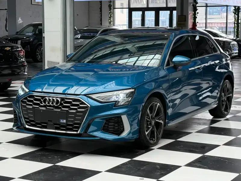 Audi A3 2021 Sportback 35 TFSI Fashion Sport — миниатюра 1