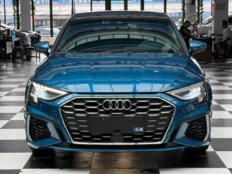 Audi A3 2021 Sportback 35 TFSI Fashion Sport — миниатюра 2