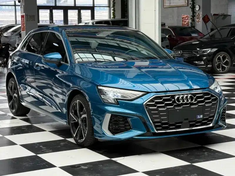 Audi A3 2021 Sportback 35 TFSI Fashion Sport — миниатюра 3