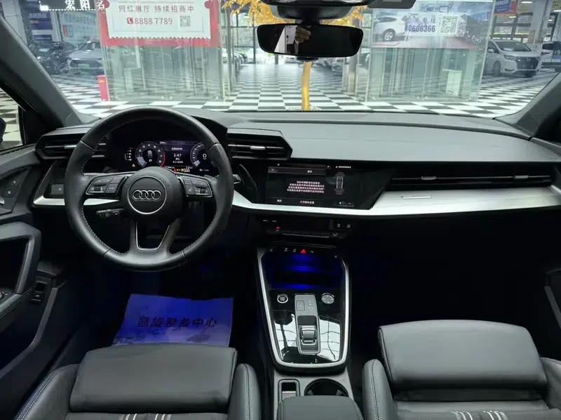 Audi A3 2021 Sportback 35 TFSI Fashion Sport — миниатюра 7