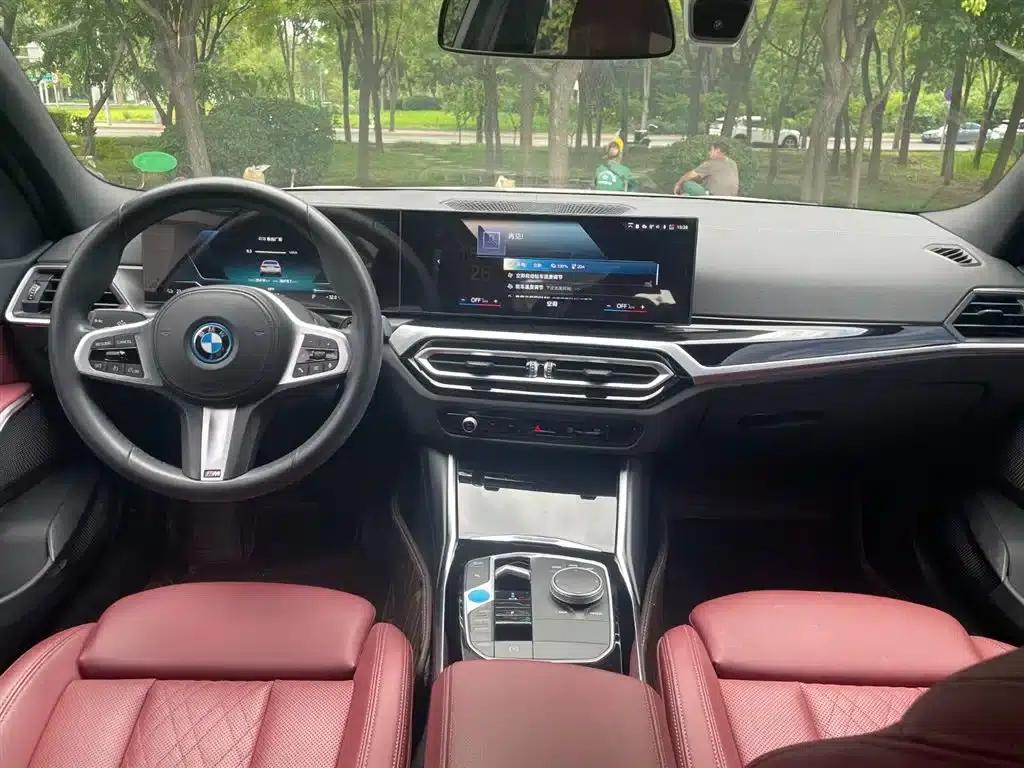 BMW i3 2022 eDrive 35L — миниатюра 7