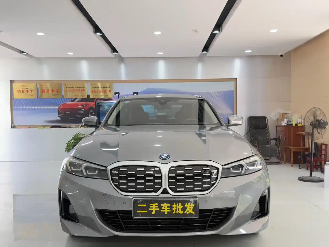 BMW i3 2022 eDrive 35L — миниатюра 2