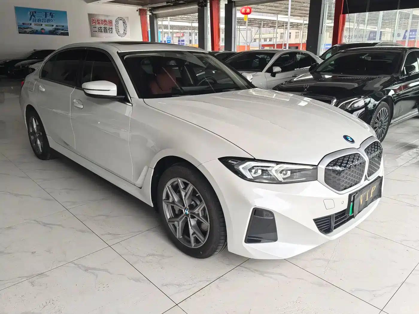 BMW i3 2025 eDrive 35 L — миниатюра 3