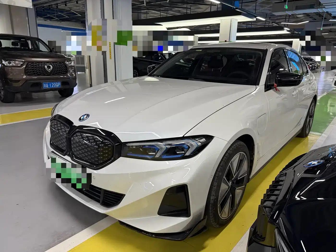 BMW i3 2025 eDrive 40 L Shadow Sport Package — миниатюра 1