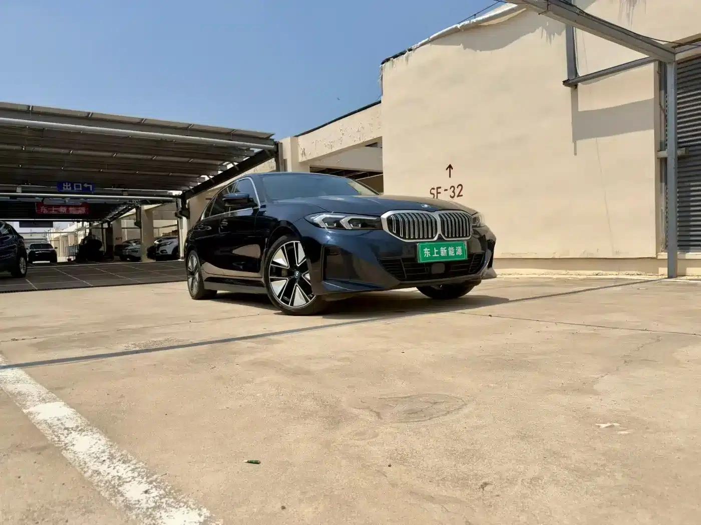 BMW i3 2022 eDrive 35L — миниатюра 3