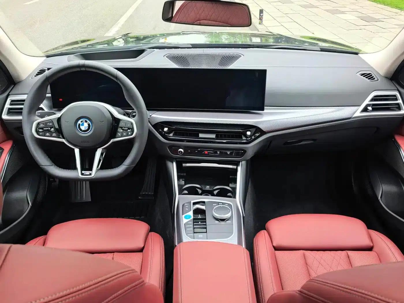 BMW i3 2025 eDrive 40 L Shadow Sport Package — миниатюра 5