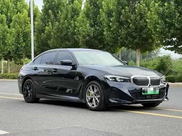 BMW i3 2025 eDrive 35 L — миниатюра 3