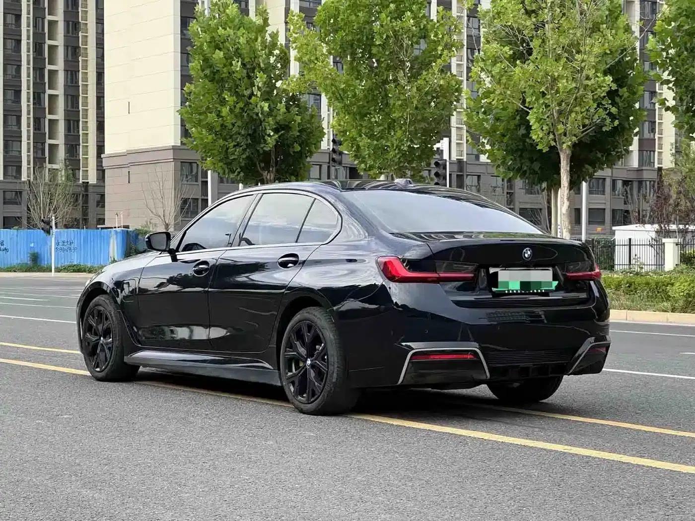 BMW i3 2025 eDrive 35 L — миниатюра 7