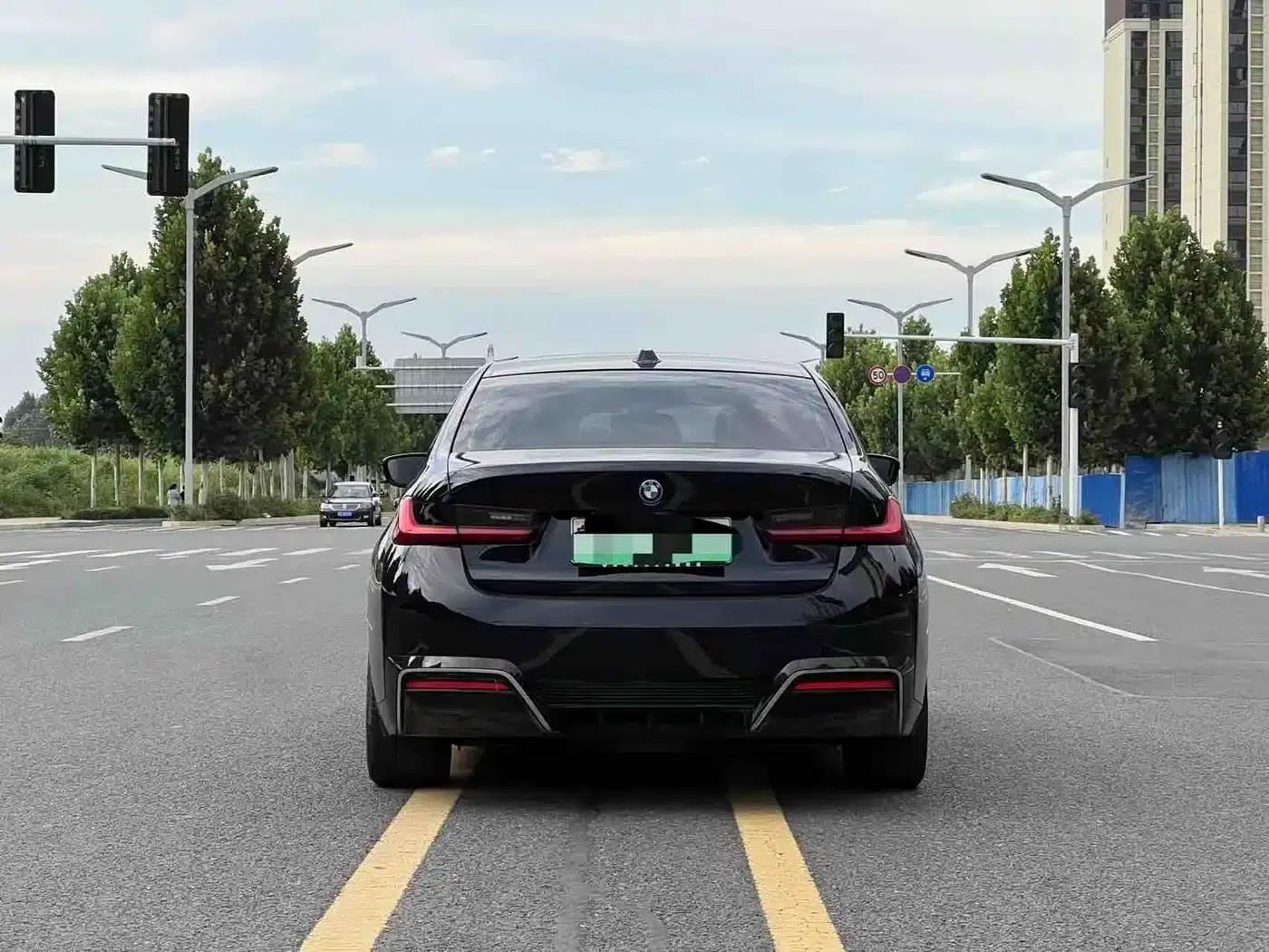 BMW i3 2025 eDrive 35 L — миниатюра 8