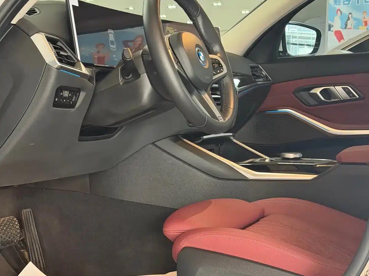 BMW i3 2024 eDrive 35L — миниатюра 4