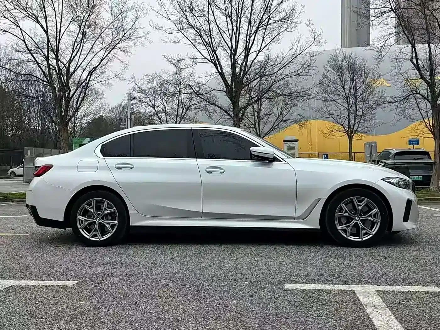 BMW i3 2025 eDrive 35 L — миниатюра 9