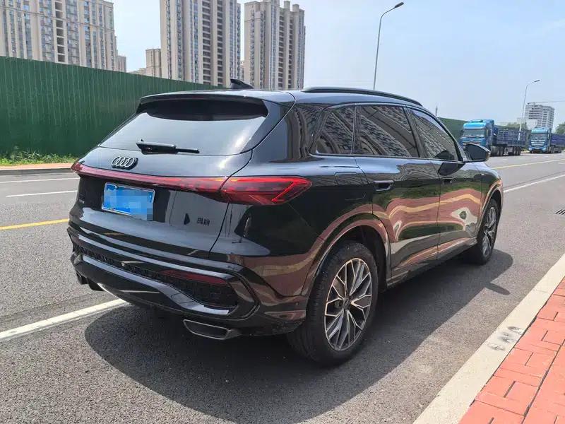 Audi Q5L 2026 2.0T Exclusive Edition for Million Users — миниатюра 6