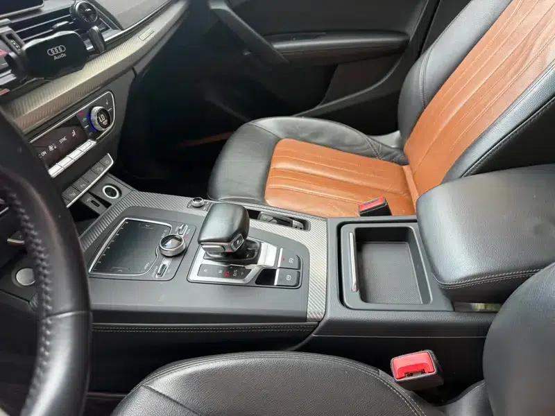 Audi Q5L 2020 45 TFSI Premium Fashion Edition — миниатюра 31