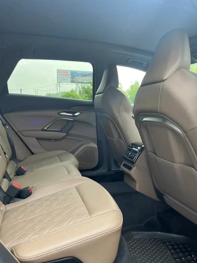 Audi Q5L 2026 2.0T Exclusive Edition for Million Users — миниатюра 8