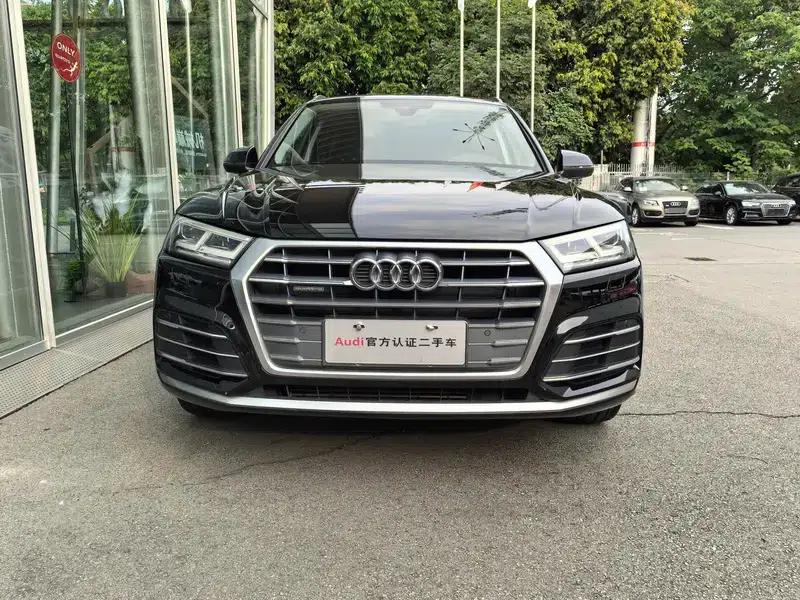 Audi Q5L 2020 40 TFSI Luxury Fashion Edition — миниатюра 2