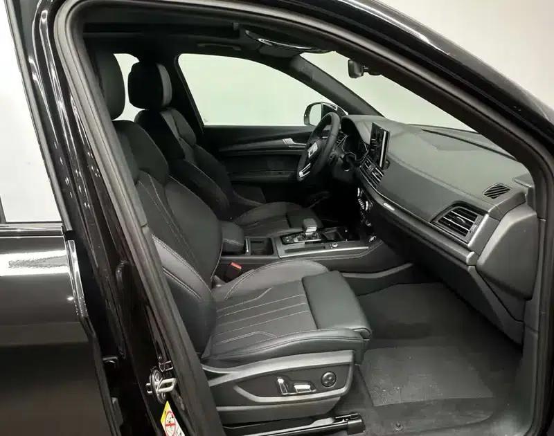 Audi Q5L 2024 45TFSI Luxury Dynamic — миниатюра 14
