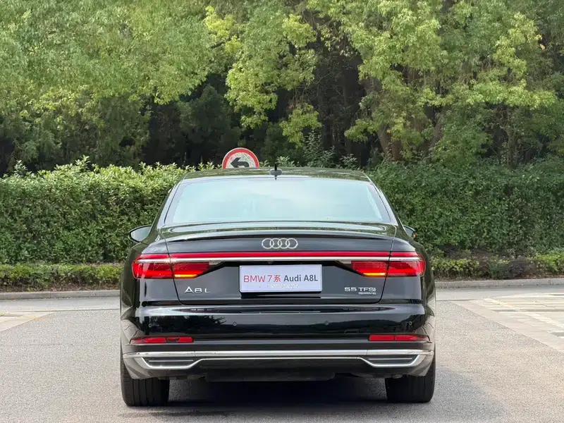 Audi A8 2019 Facelift Plus A8L 55 TFSI quattro Luxury — миниатюра 5