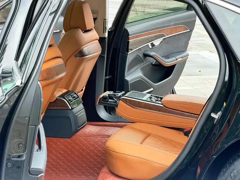 2023 Audi A8 A8L 50 TFSI quattro Premium — миниатюра 11