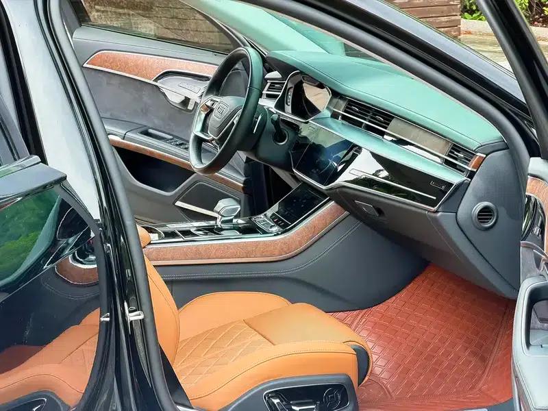 2023 Audi A8 A8L 50 TFSI quattro Premium — миниатюра 7