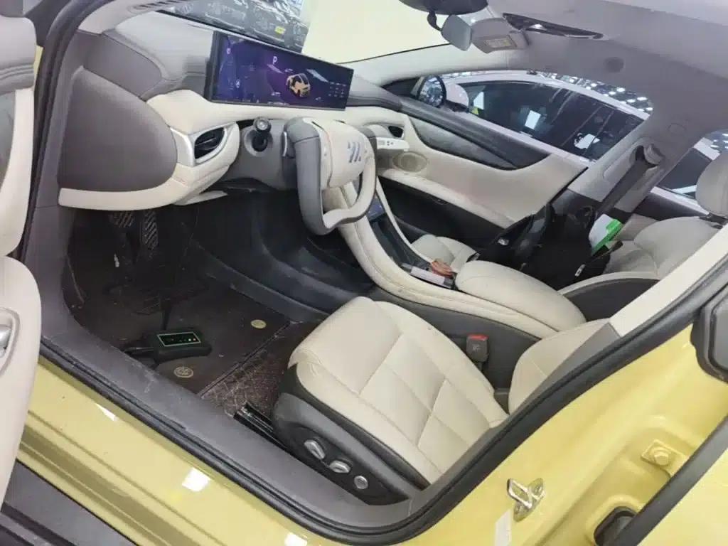 Zhiji L6 2024 Max Standard Edition — миниатюра 15