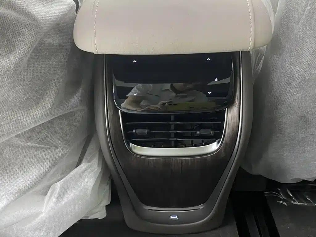 2024 Smart LS7 90kWh Max Elite Rear-Wheel Drive Edition — миниатюра 28