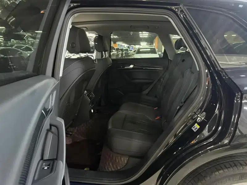 Audi Q5L Sportback 2022 40 TFSI RS Package (Sports Edition) — миниатюра 9