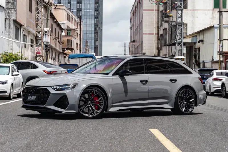 2022 Audi RS 6 RS 6 4.0T Avant — миниатюра 1
