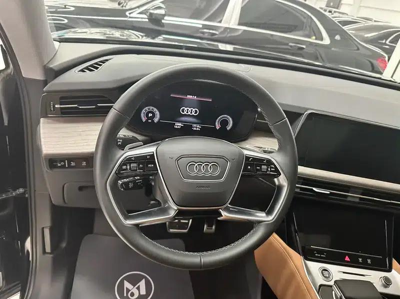 Audi Q6 2024 45TFSI quattro Qiyun Edition Yulin Package 6-seater — миниатюра 13