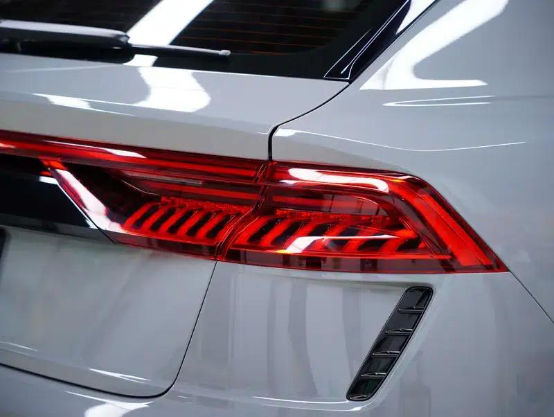 2022 Audi RS Q8 4.0T — миниатюра 11