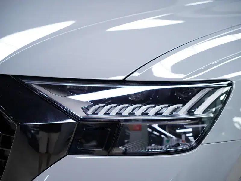 2022 Audi RS Q8 4.0T — миниатюра 8